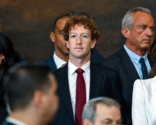  Zuckerberg AB kararlarına karşı mücadeleye Trump'ı da katmaya çalışıyor