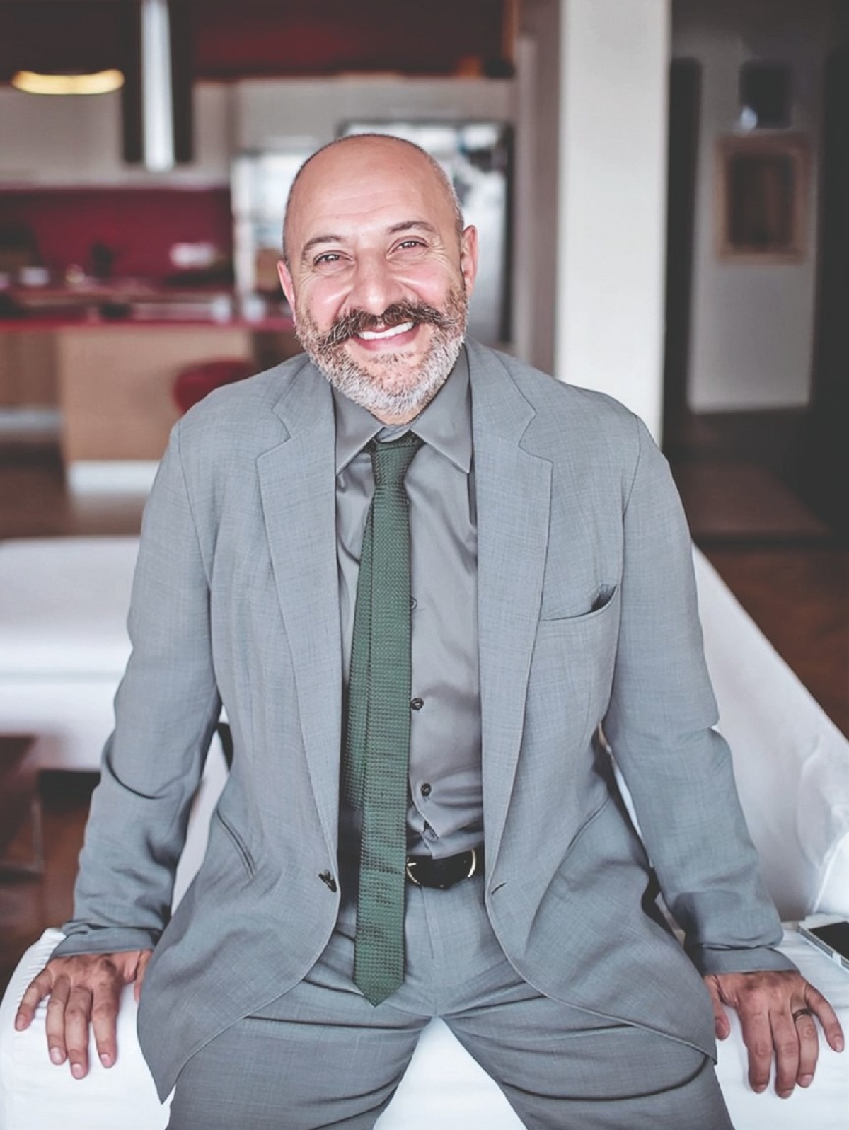 Dr. Ecmel Ayral