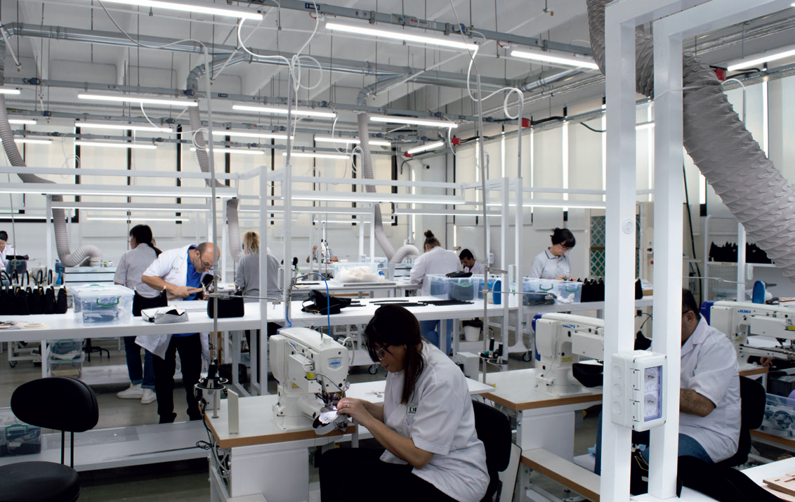 Desa'nın Toskana'daki küçük üretim tesisinde çalışan 70 kişinin bir kısmı daha önce şirketin Düzce'deki fabrikasında çalışıyordu.