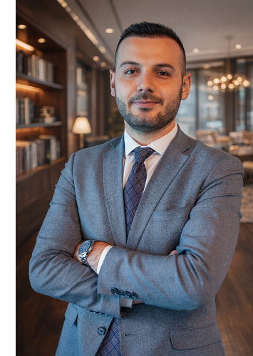 Liv Hospital Uluslararası İş Geliştirme ve Pazarlama Grup Müdürü Batuhan Aydın