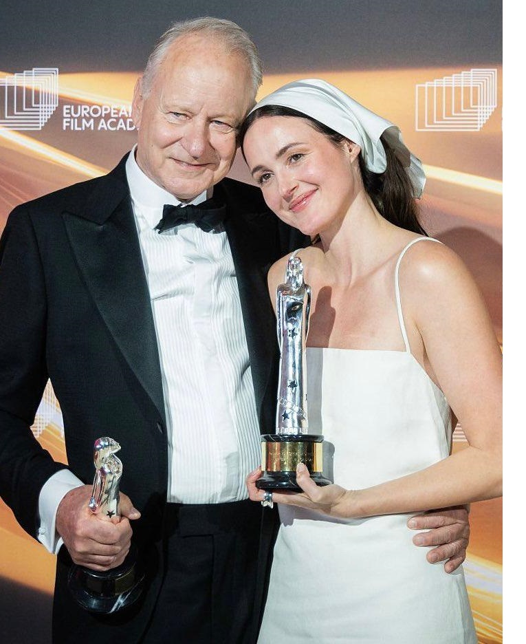 Stellan Skarsgård ve Renate Reinsve