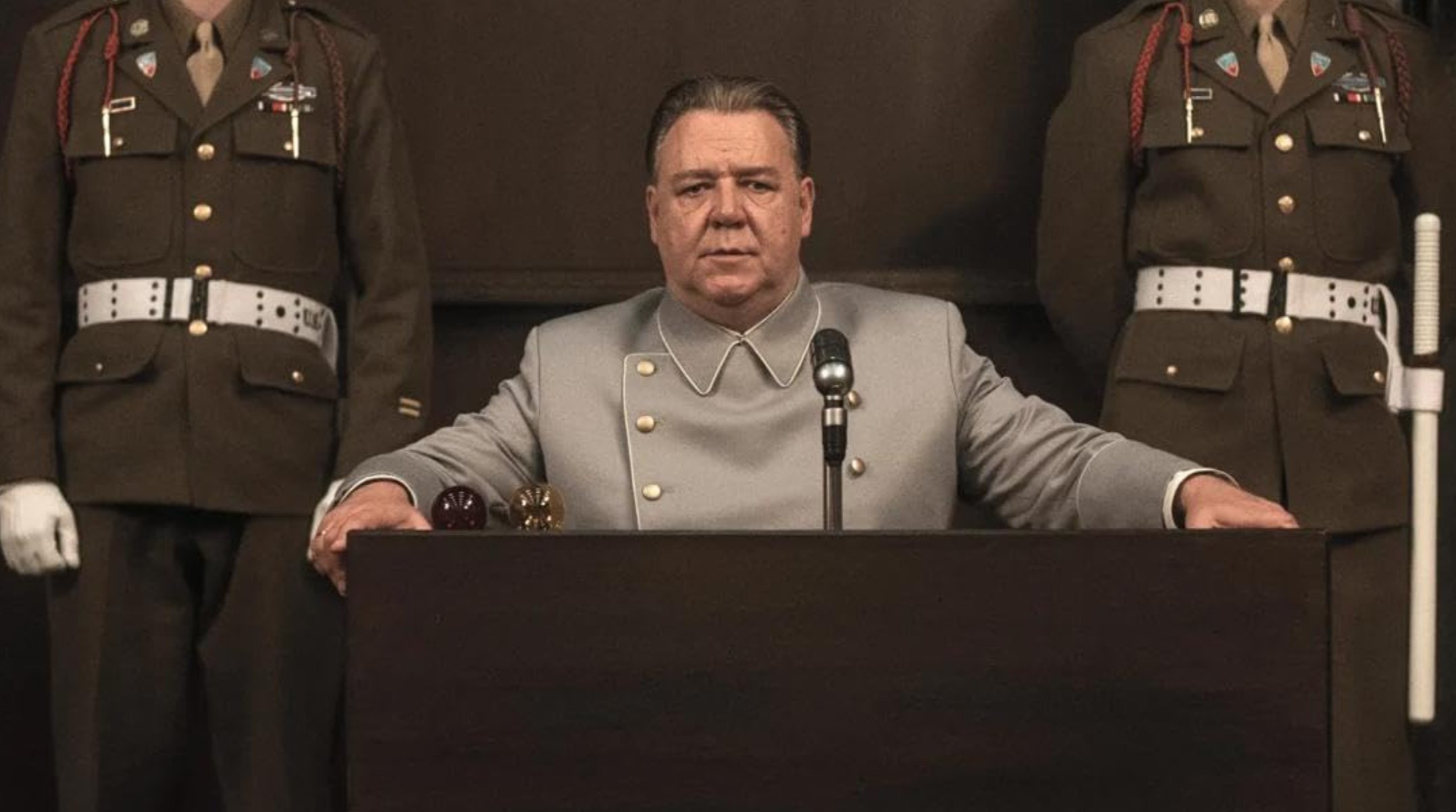 Nuremberg filminden ilk fragman: Russell Crowe tanınmaz halde